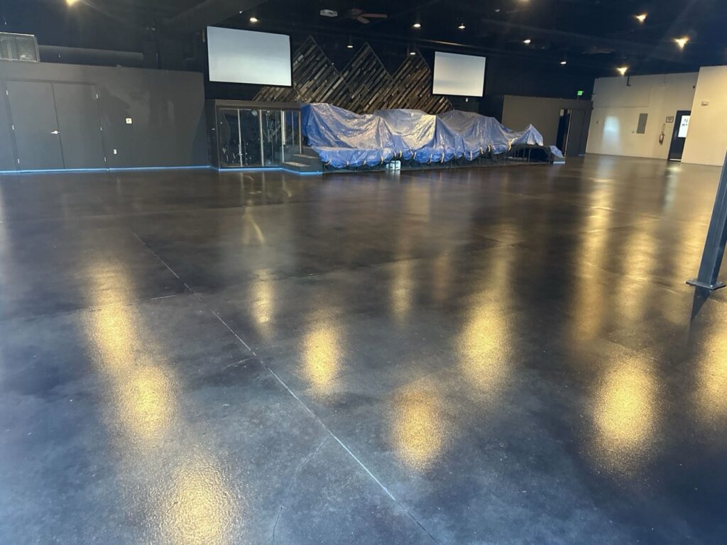 Decorative quartz epoxy floor after installation